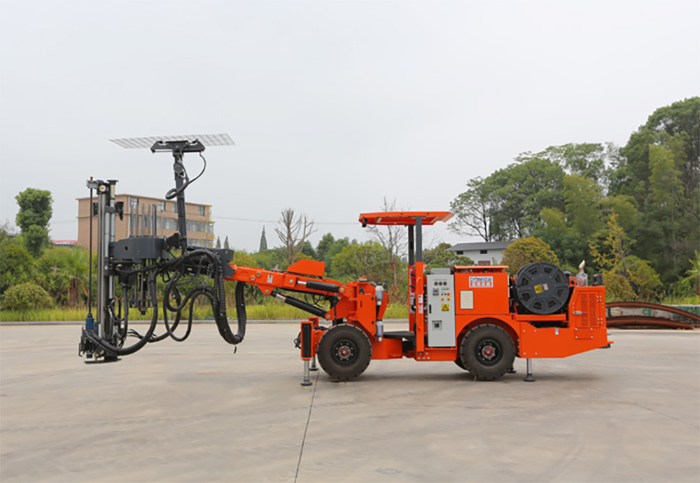 礦用液壓掘進(jìn)鉆車(chē)